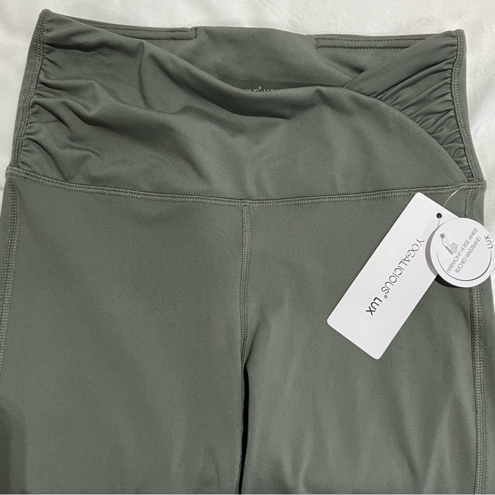 NWT Yogalicious Lux Harmony Ankle Tight Size XS in Mulled Basil color - Picture 2 of 8